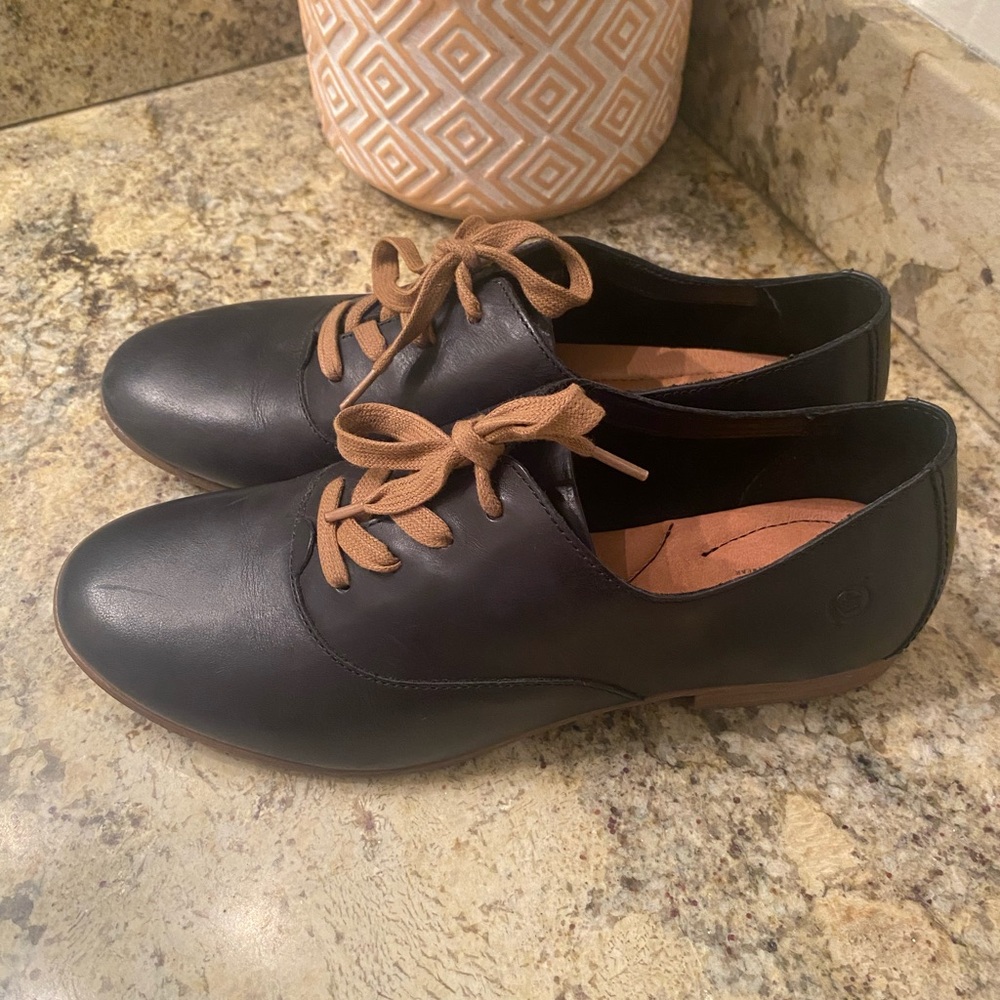 Black Born Flats